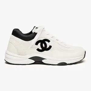 รับซื้อรองเท้าแบรนด์เนม 12 รับซื้อรองเท้า Chanel Sneakers